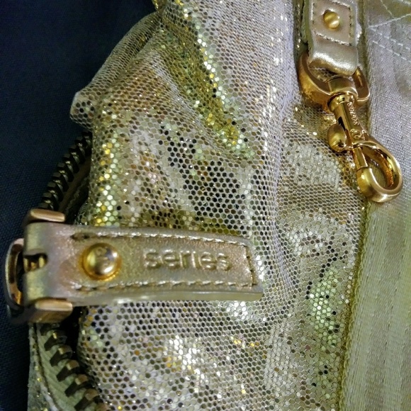 Shimmering Gold Series Bag - Picture 6 of 8